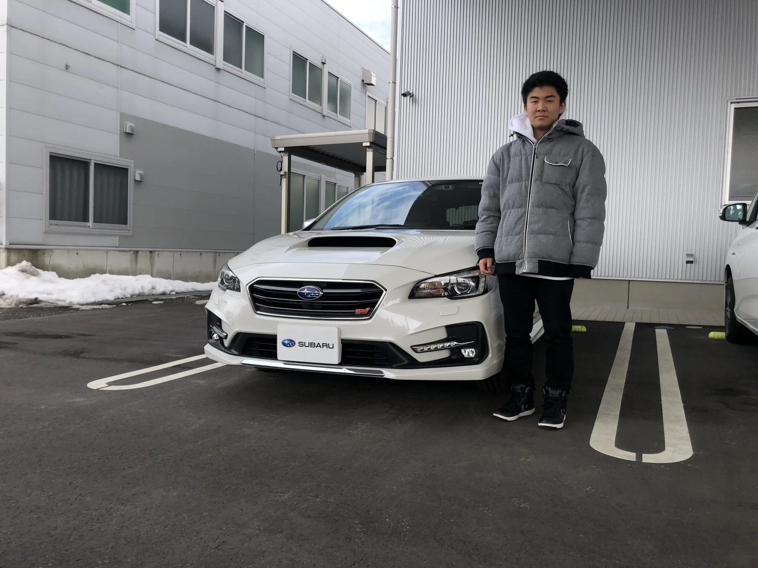 K様。レヴォーグ　STI Sport ご納車ありがとうございます