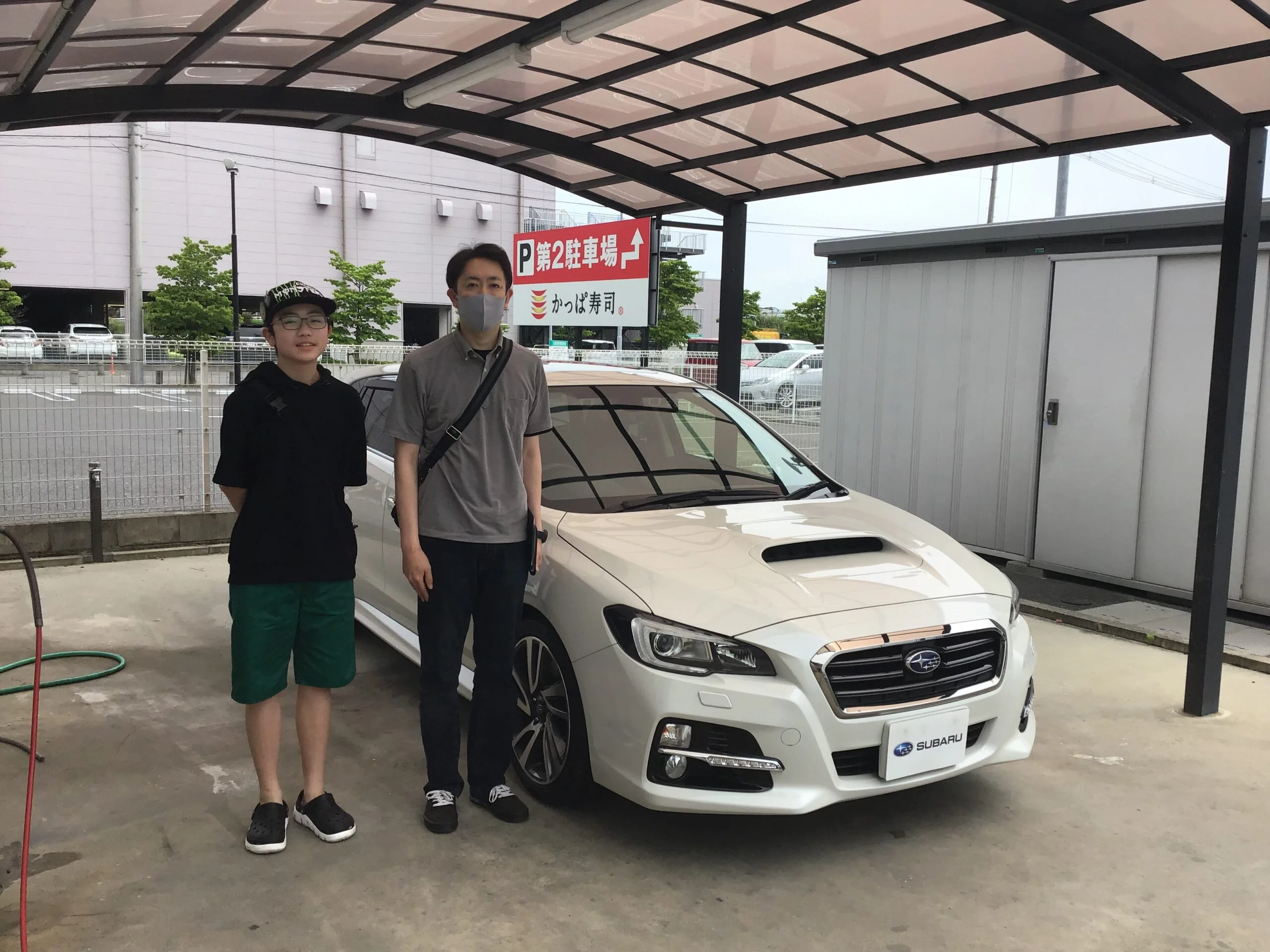 カースポット郡山 レヴォーグ納車