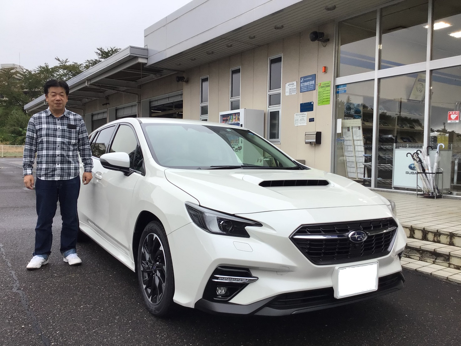 田村店　レヴォーグ納車