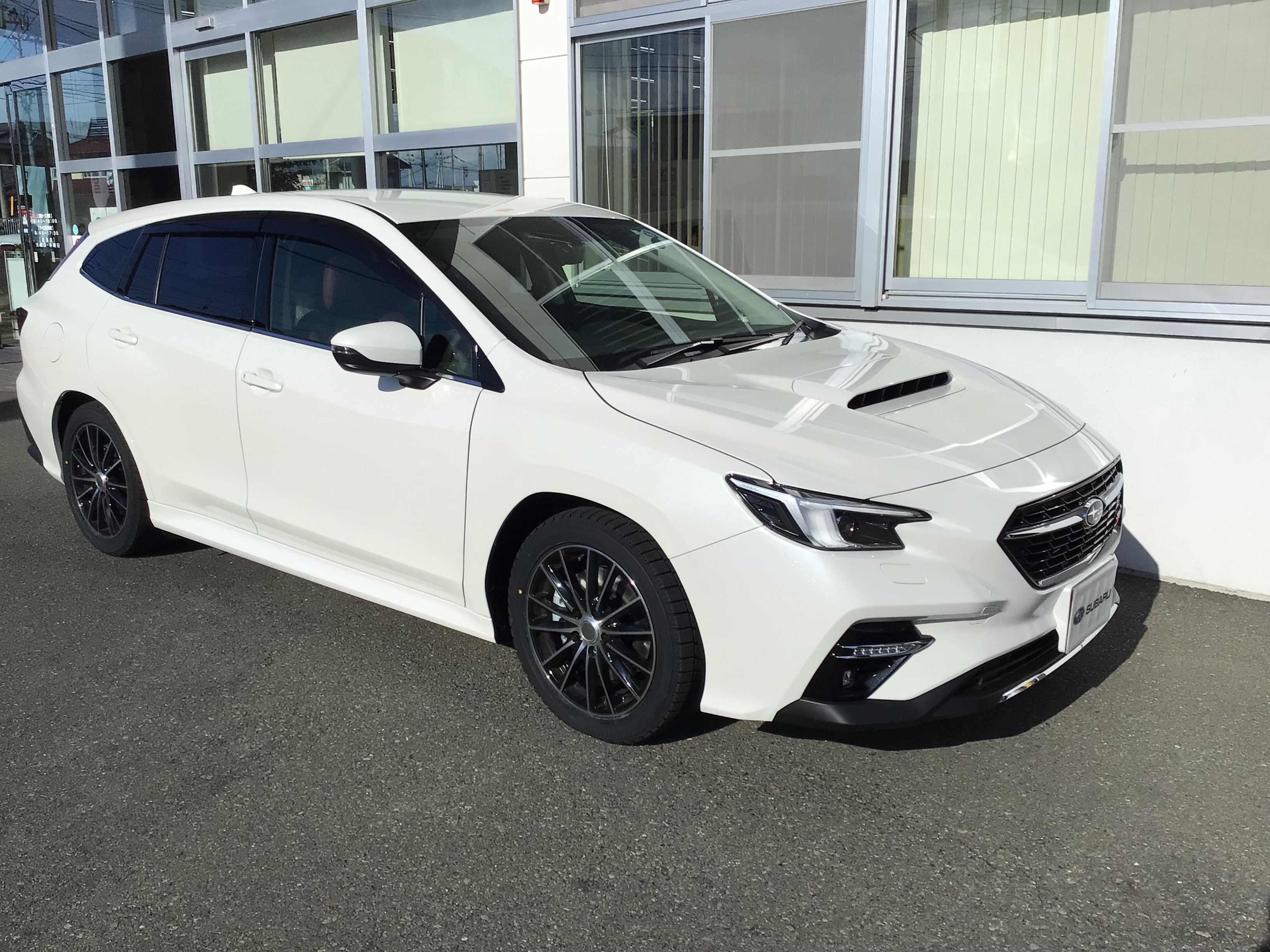 ☆盛岡都南店☆　レヴォーグご納車