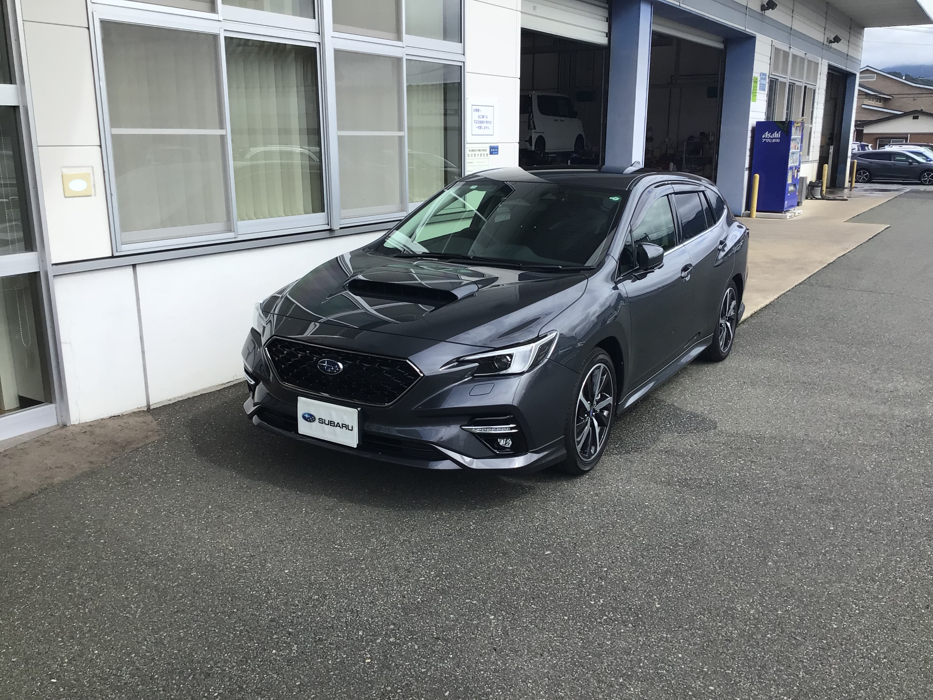 ☆盛岡都南店☆　レヴォーグ　ご納車